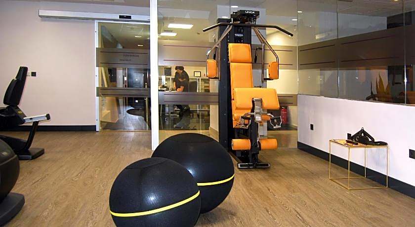 Mercure Bilbao Jardines De Albia