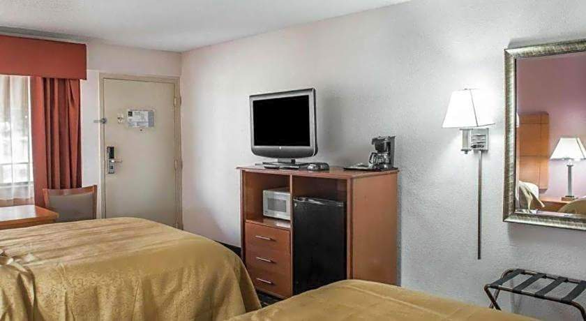 Quality Inn Marianna South