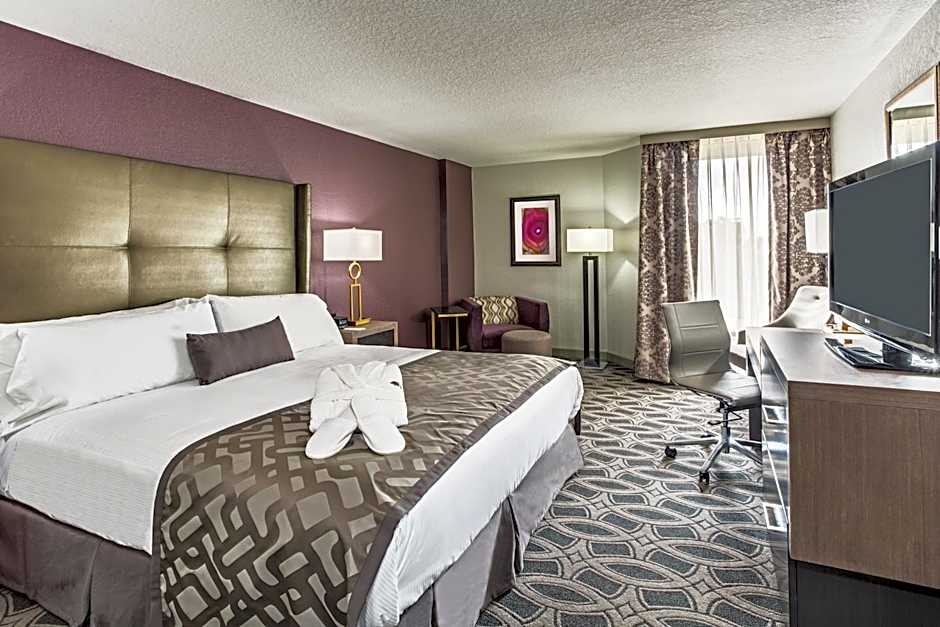 Crowne Plaza Saddlebrook By IHG
