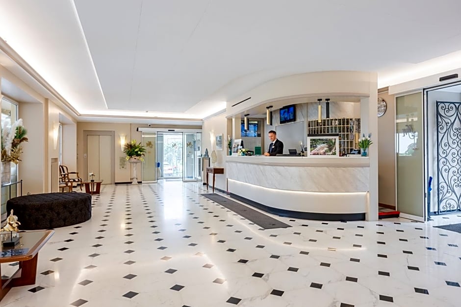 Hotel Metropole