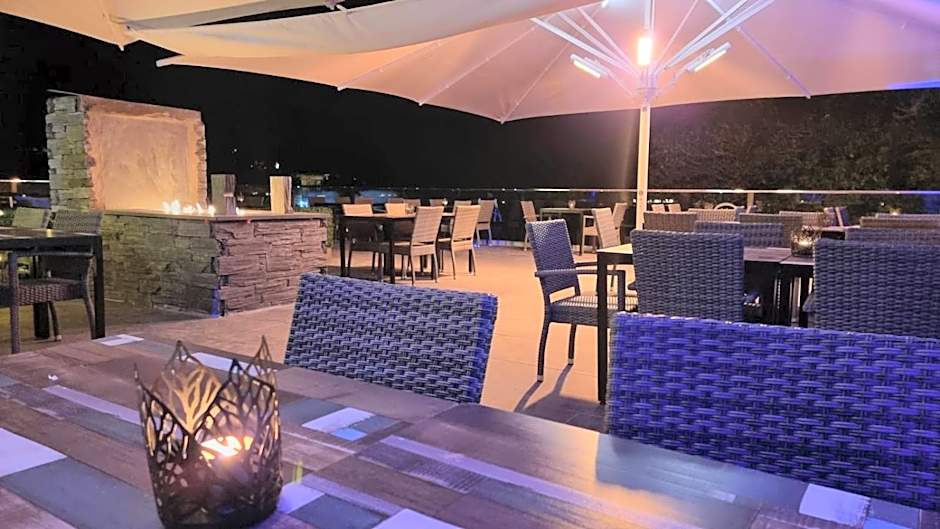 Aberdunant Hall Holiday Park