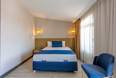 Garden View Terrace Room