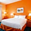 Fairfield Inn & Suites by Marriott State College