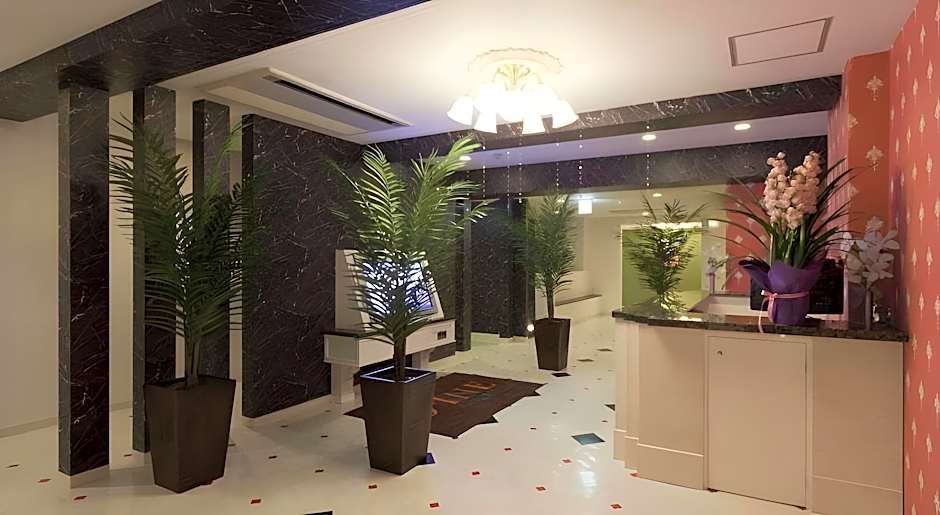 Hotel Fine Garden Suzuka - Free Parking