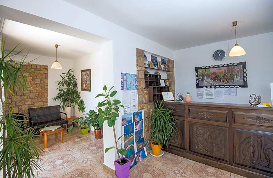 Marilena Apartments