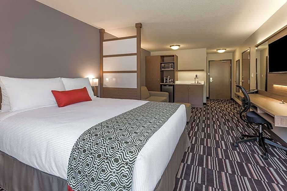 Microtel Inn & Suites By Wyndham Kitimat