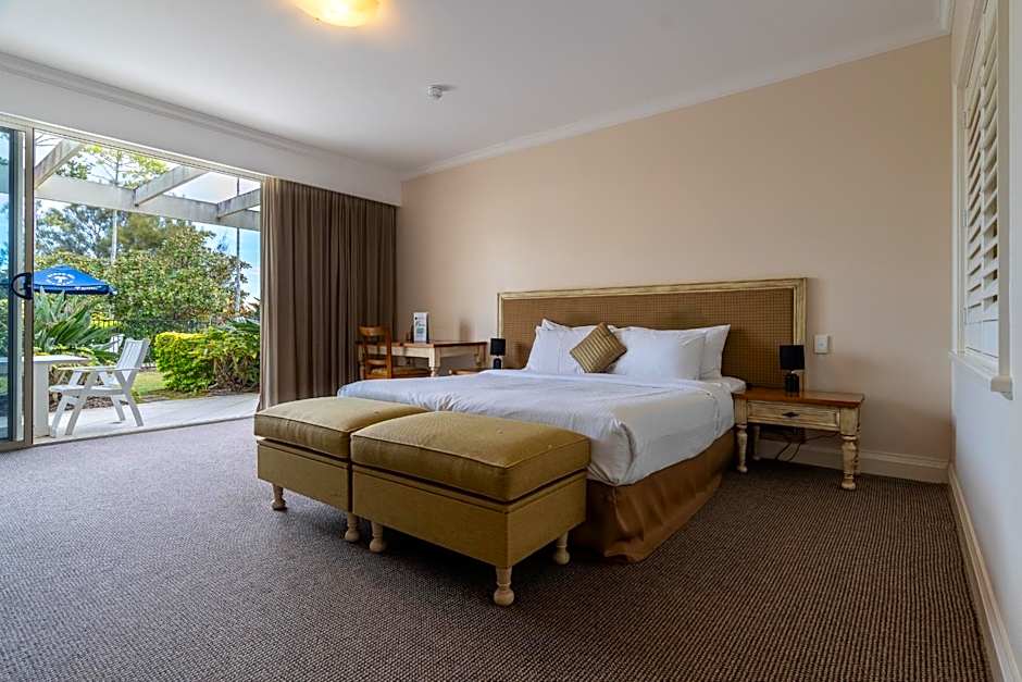 Harrington River Lodge