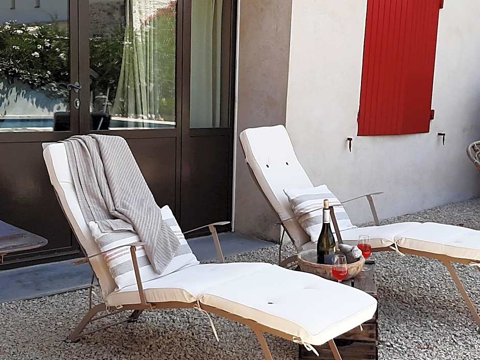 CHAMBRES D'HÔTES L'Oréliane en Provence Adults Only