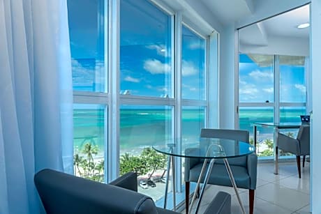 Master Suite Family Oceanfront