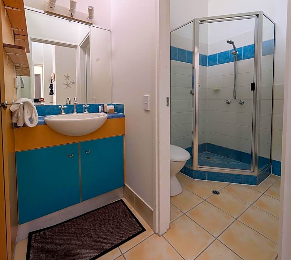 Noosa Parade Holiday Inn