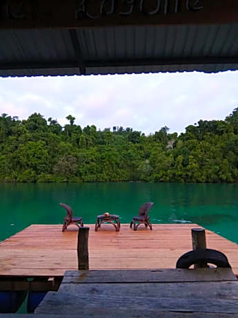 Lestari Cottages