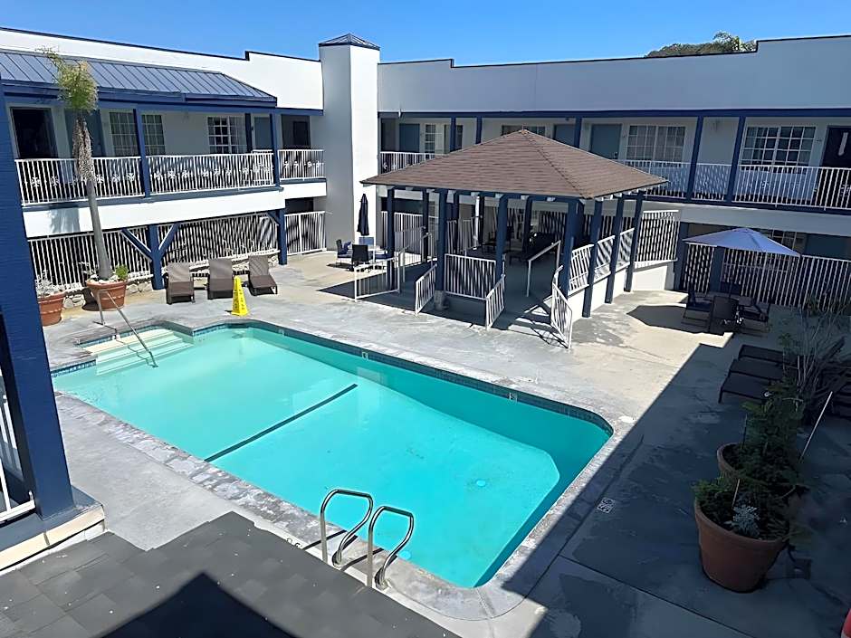 Wave Hotel Manhattan Beach