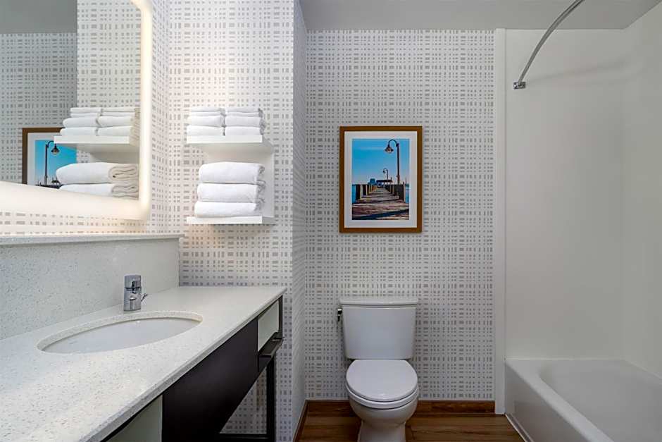 Hampton Inn Baltimore/Bayview Campus