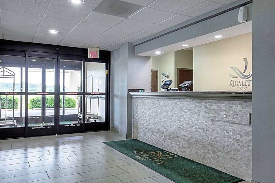 Quality Inn Holly Springs South