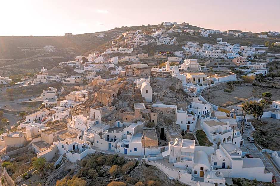 Alafropetra Luxury Suites