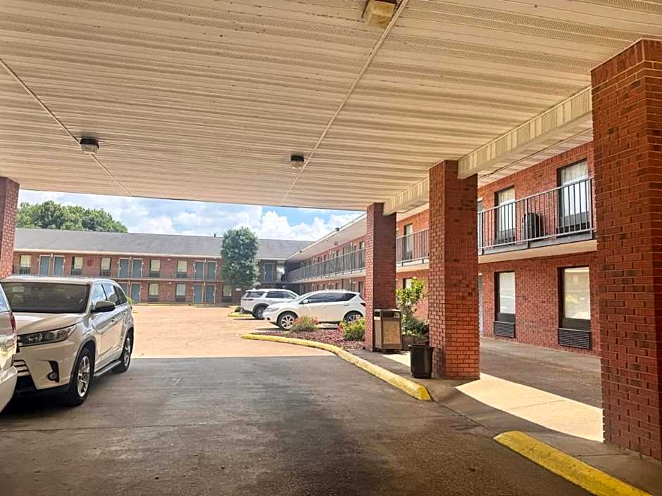 Delta Inn West Helena US 49 AR