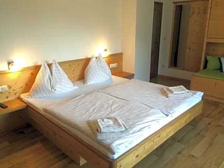 Quadruple Room with Mountain View - Annex