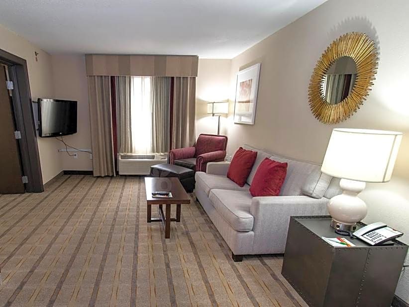Holiday Inn Charlotte Airport by IHG