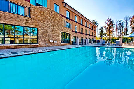 Holiday Inn Express Hotel & Suites Macon-West By IHG