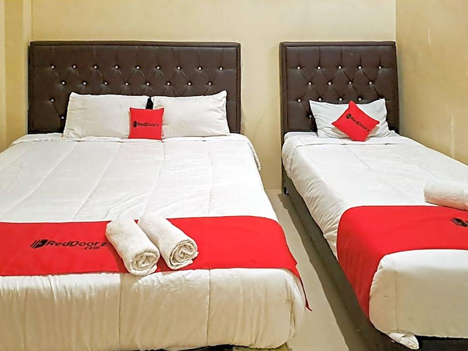 RedDoorz Syariah At Harley Hotel Sabang