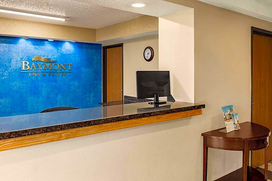 Baymont by Wyndham Cedar Rapids