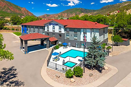 Holiday Inn Express Glenwood Springs Aspen Area By IHG