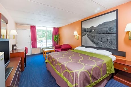 2 Double Beds Non-Smoking