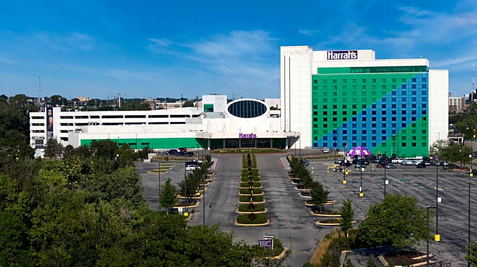 Harrah's Council Bluffs Hotel & Casino - A Caesars Rewards Destination