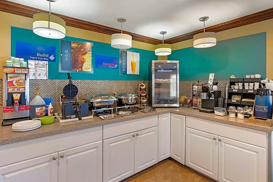 Best Western Harbour Inn & Suites Huntington - Sunset Beach