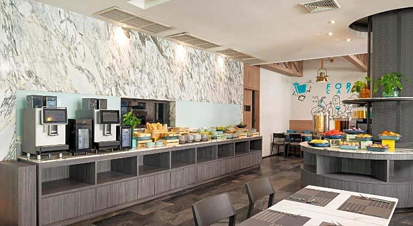 Cross Vibe Bangkok Sukhumvit