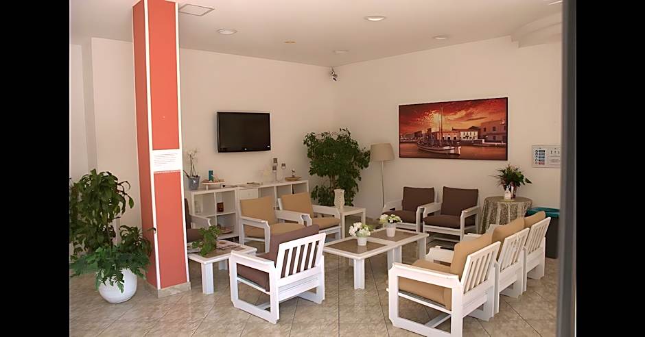 Little Hotel