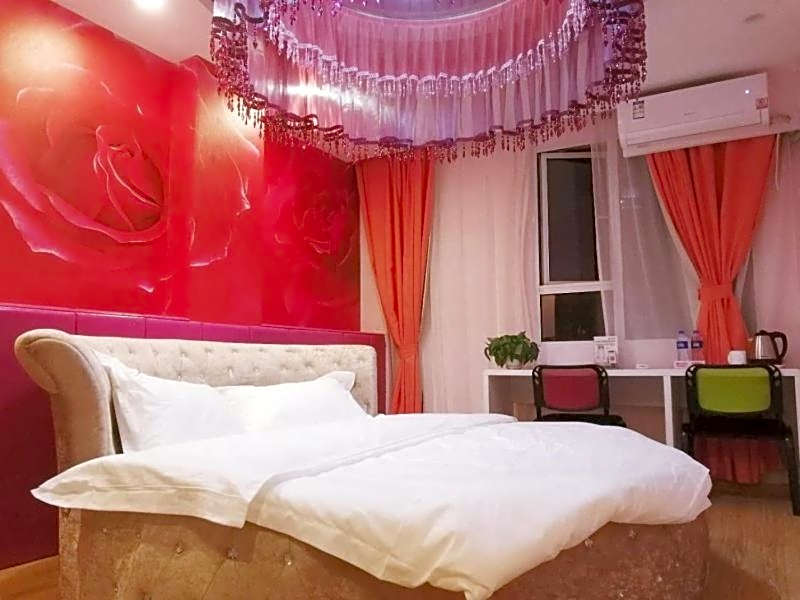 Shell Shanghai Baoshan District Tieli Road Subway Station Tiefeng Road Hotel