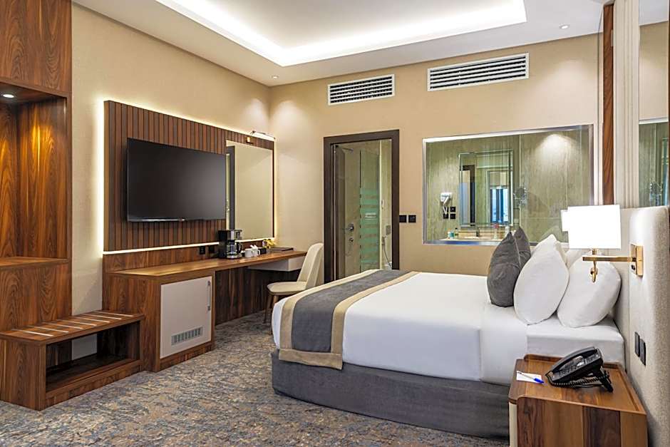 Crown Rose Al Sahafa Hotel
