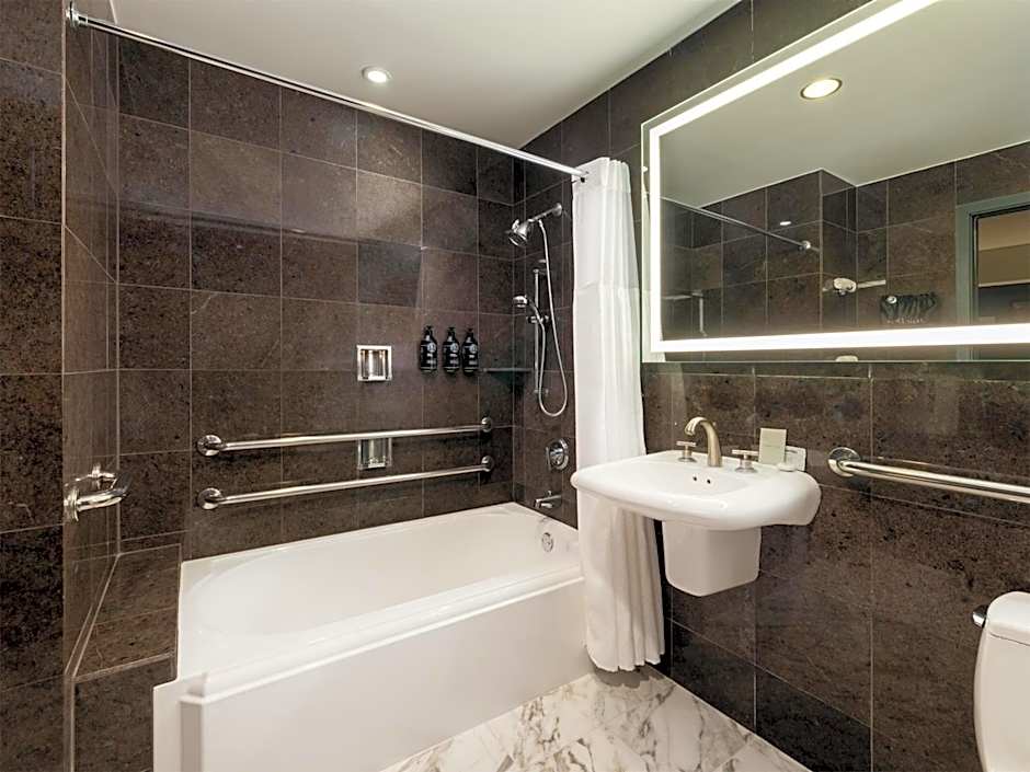 The Sam Houston, Curio Collection By Hilton