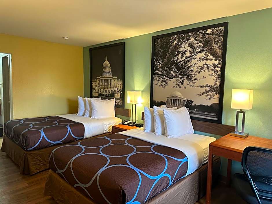 Super 8 by Wyndham Alexandria/Washington D.C. Area