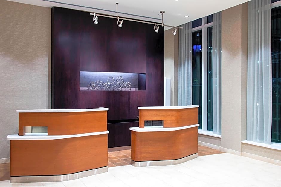 Courtyard by Marriott New York Queens/Fresh Meadows