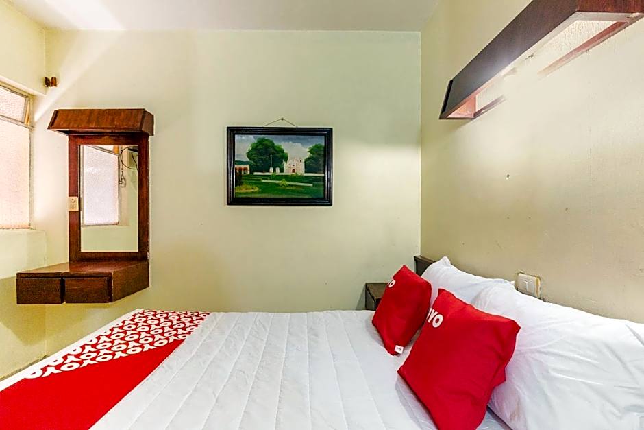 OYO Hotel Emperador