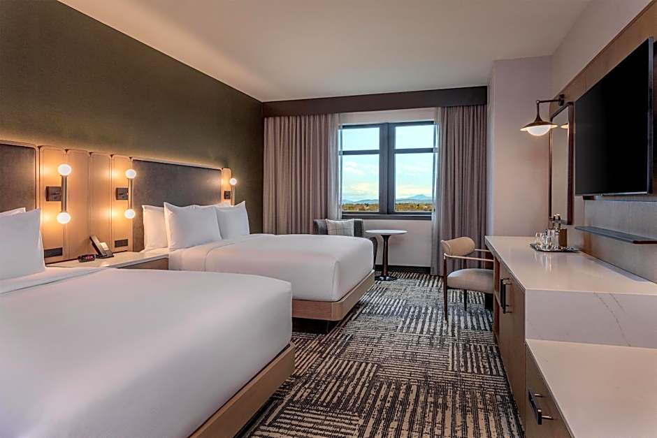DoubleTree by Hilton Hotel Burlington Vermont