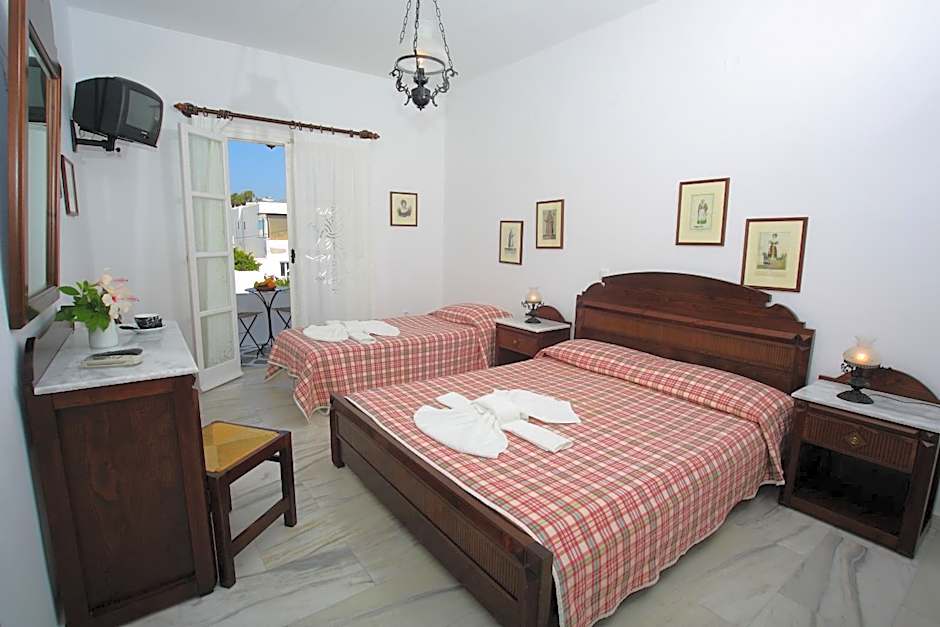 Photo 1 of 9 of Triple Room