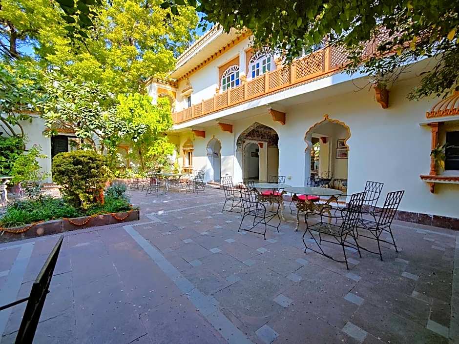 Hotel Palkiya Haveli