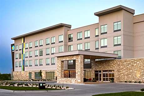 Tru by Hilton Kearney