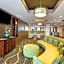 Comfort Suites near Tanger Outlet Mall