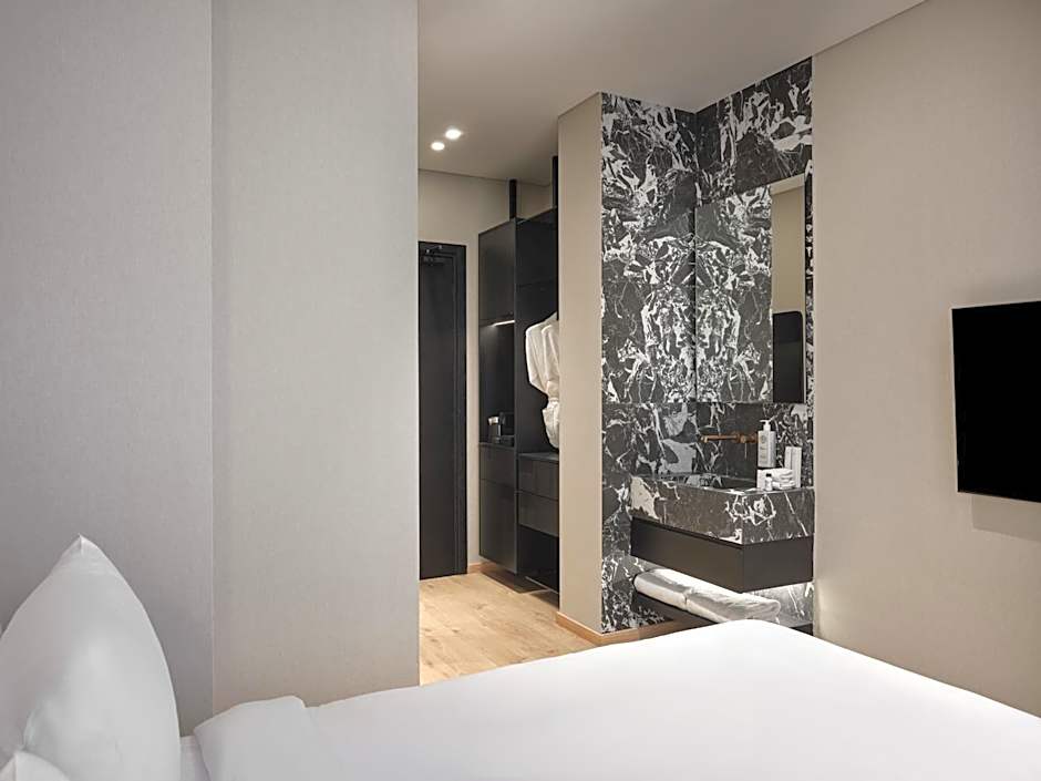 Nur Outline Aparthotel