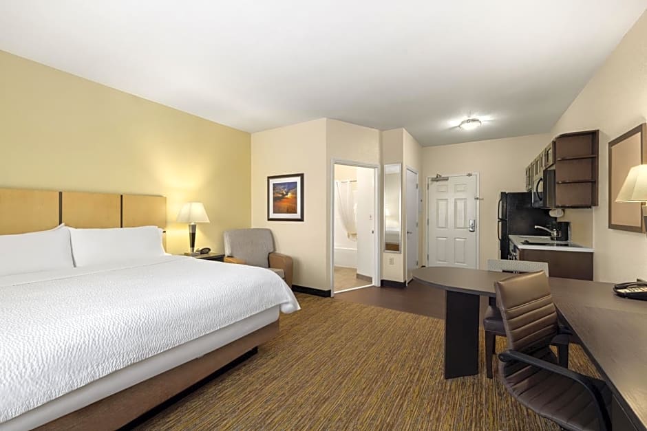 Candlewood Suites Bismarck By IHG