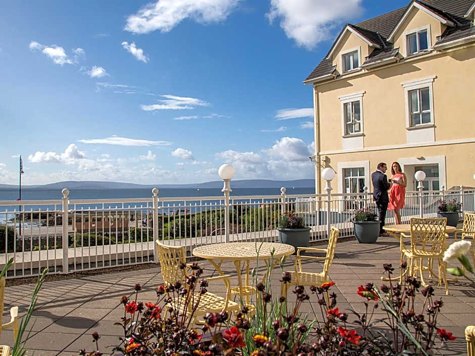 Galway Bay Hotel Conference & Leisure Centre