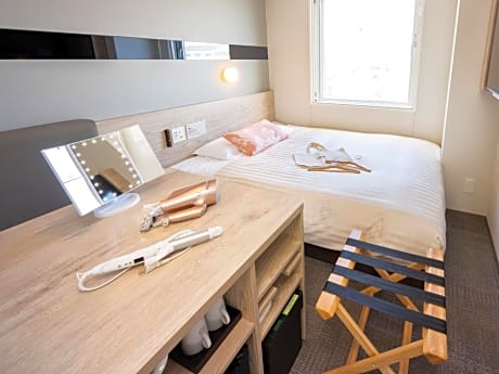 Female Only-Double Room - Non-Smoking