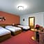 Attic Hotel