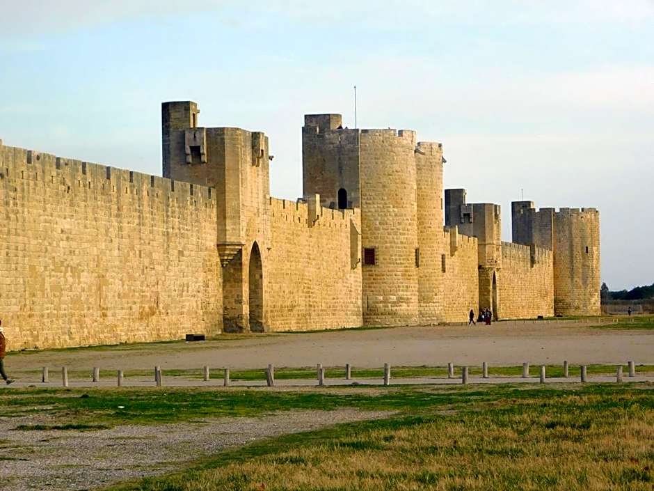 Hôtel-Restaurant "Chez Carrière"