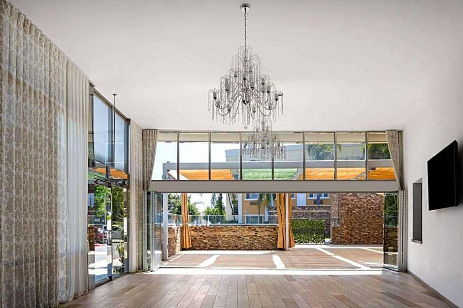 Hotel Marguerite, Trademark Collection by Wyndham