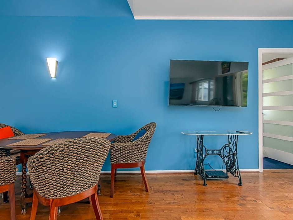 Hastings Cove Holiday Apartments